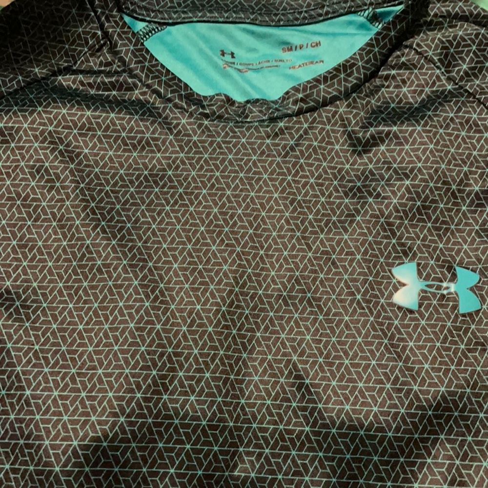 Men’s Under Armour Heat Gear short sleeve Small